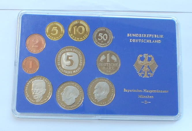 Set NIEMCY 10 monet PROOF 1981 D - ALEGAN